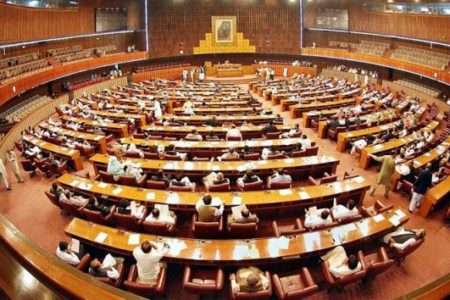 Standing committee directs to finalize pre-feasiblity report of Sukkhar barrage.