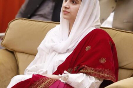 Stand -up against cruel system : Umme Rubab tells downtrodden