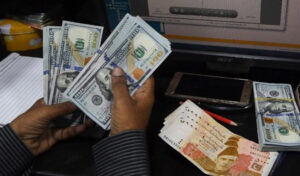 Overseas Pakistanis Send Record $11.8 Billion in Remittances in First Four Months of FY24